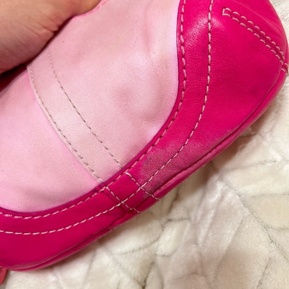 Coach Vintage Y2K Hot Pink Leather Hobo Shoulder Bag - Picture 7 of 9